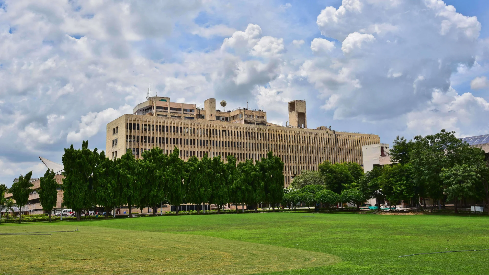 IIT Delhi Overview